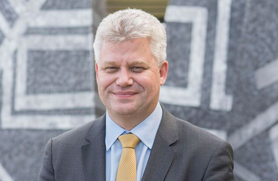 professor-andy-neely-photojpg